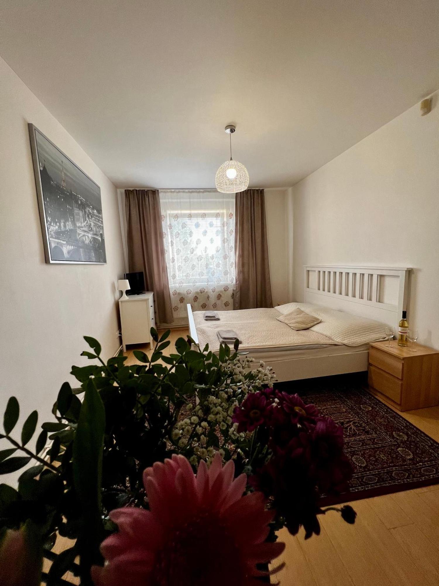 Sofi Praag