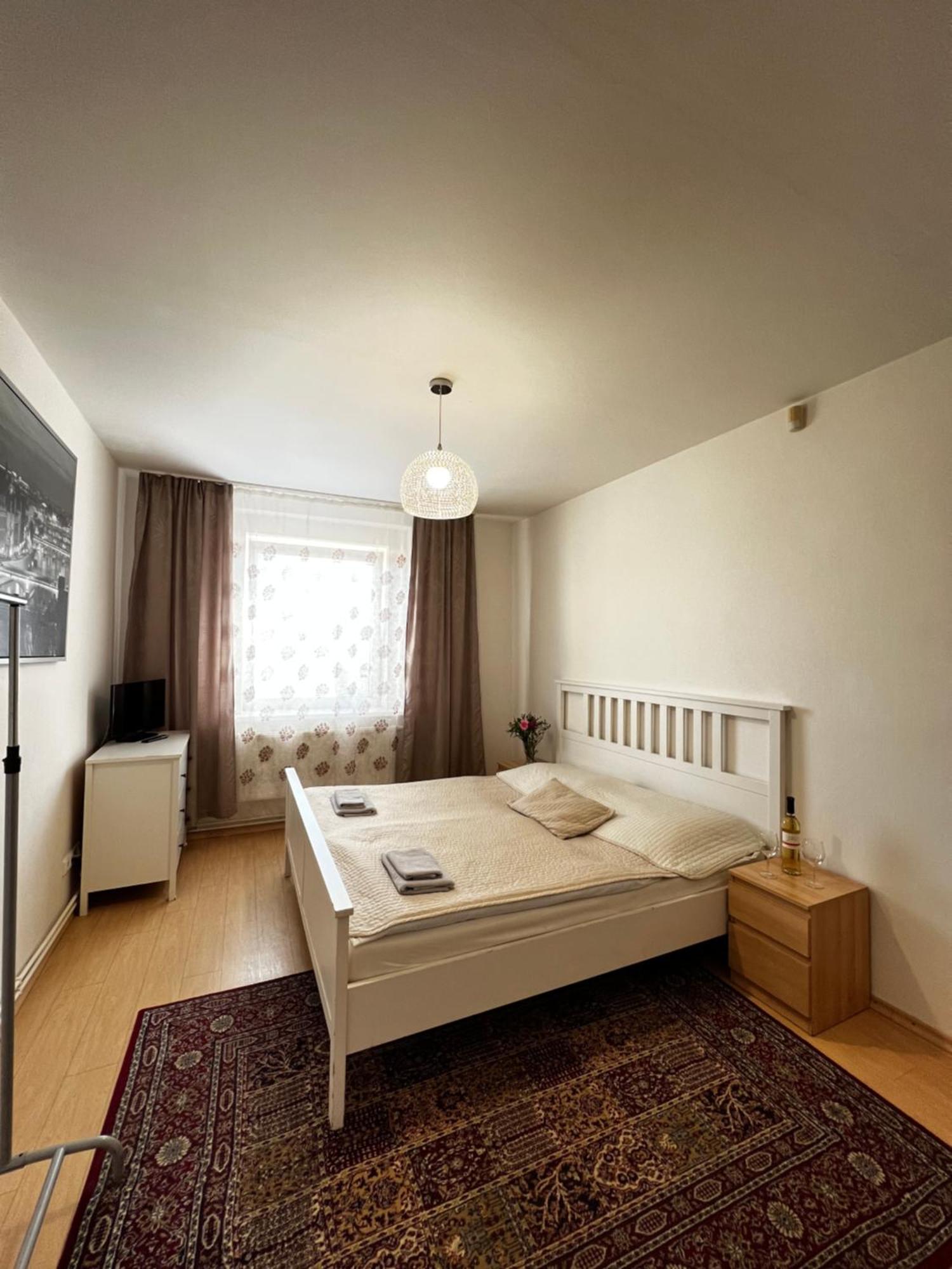 Sofi Praag